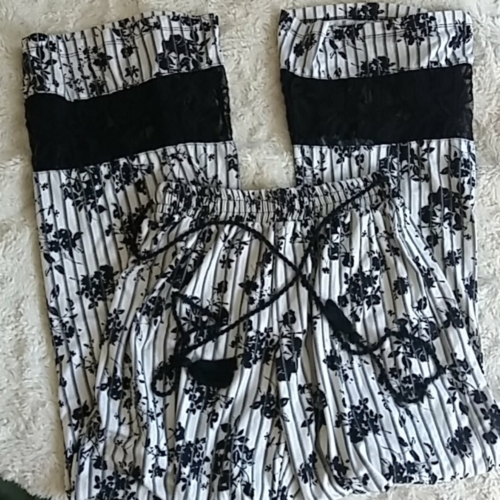 Stretchy pants